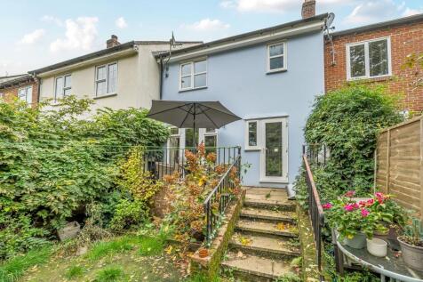 Barlavington Way, Midhurst, GU29