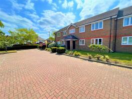 24, Yeend Close, West Molesey KT8 2NY