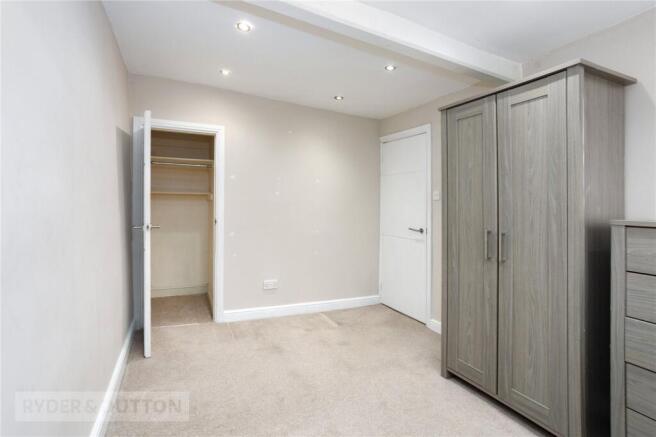 2 bed Apartment for sale Image 12