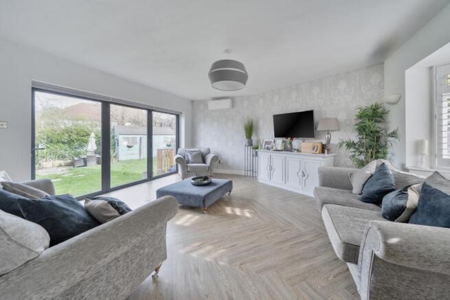 1409881-10-69946bd26da5e