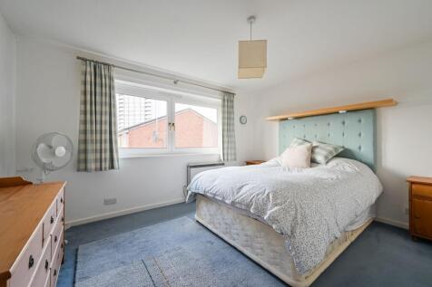 Regent Square, E3, Bow, London, E3