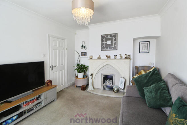 4 bed Semi-Detached for sale Image 12