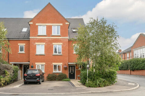 Glanville Way, Epsom