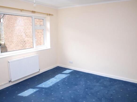 Bedroom 1 (1)
