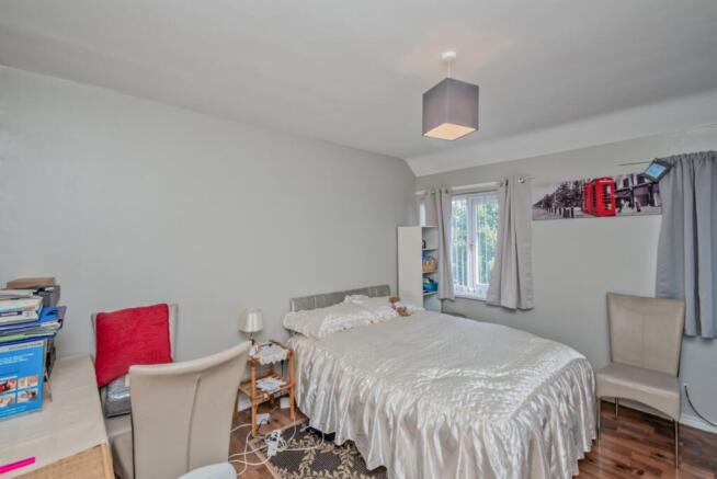 4 bed Terraced for sale Image 6