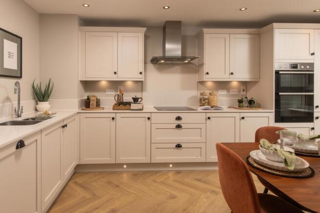 ROMAN GARDENS_BAR_TUDELEY_KITCHEN