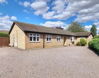 Eastfield, Market Deeping, PE6