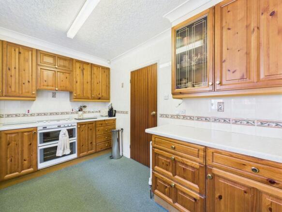 3 bed Detached Bungalow for sale Image 6