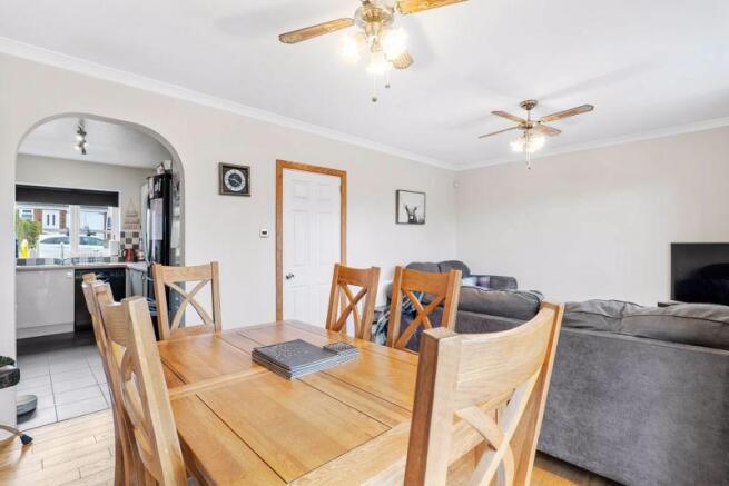 Living/Dining Room