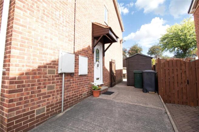 2 bed Semi-Detached for sale Image 12