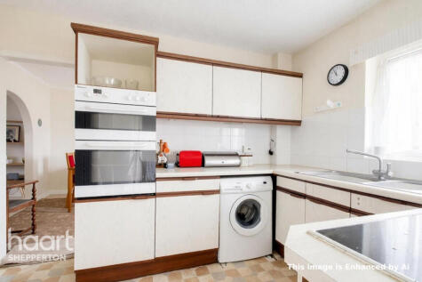 Southfields Avenue, Ashford