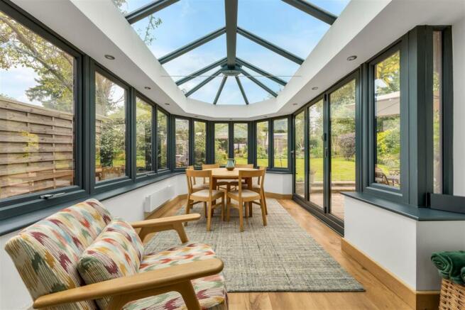 Garden Room 2.jpg