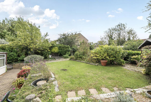 1350454-3-68c93f4...