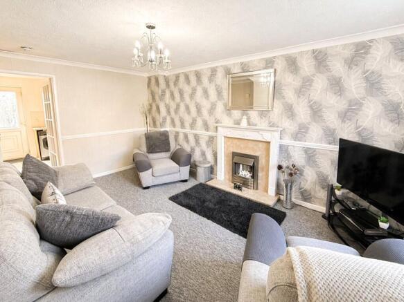3 bed Semi-Detached for sale Image 5