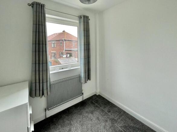 4 bed Terraced for sale Image 10