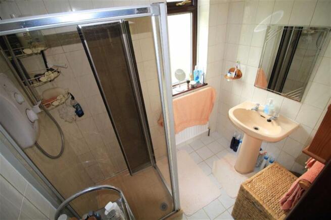 Ensuite shower