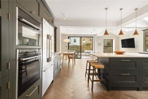 Flat B, 133, Tooting Bec Road, London SW17 8BW