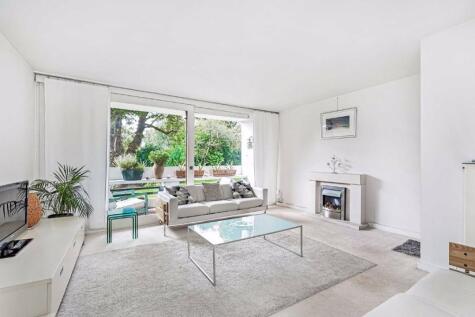 Southwood Lawn Road, London, N6
