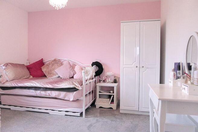 Photo 32