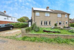 6, Richmond Meade, Freshwater PO40 9EB