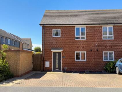 Colburn Way, Woodside, Grays, Essex, RM16 2EG