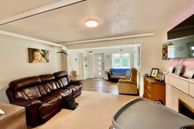 3 bed Bungalow for sale Image 7