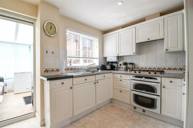 Kitchen / Breakfast