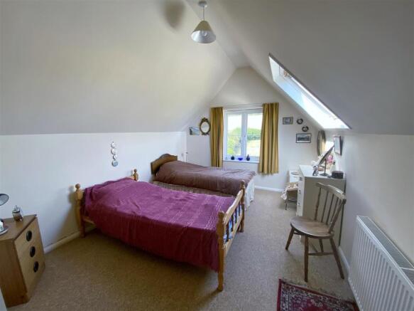 Bedroom 1: