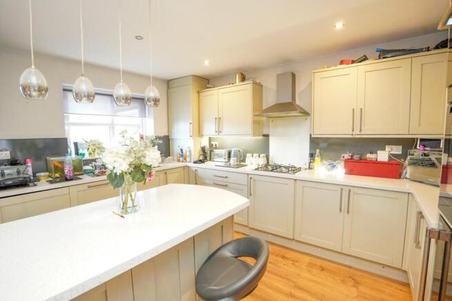 Woodhouse Lane, Springfield, Wigan, WN6 7LN photo 5