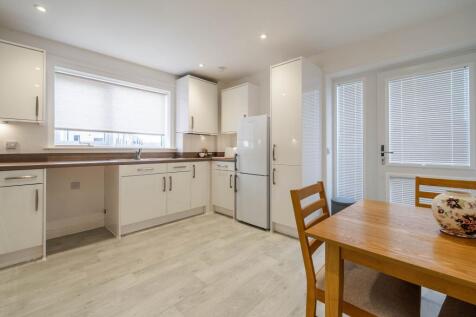Castlestead Close, Oxenholme, LA9