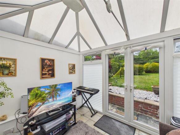 3 bed House for sale Image 9