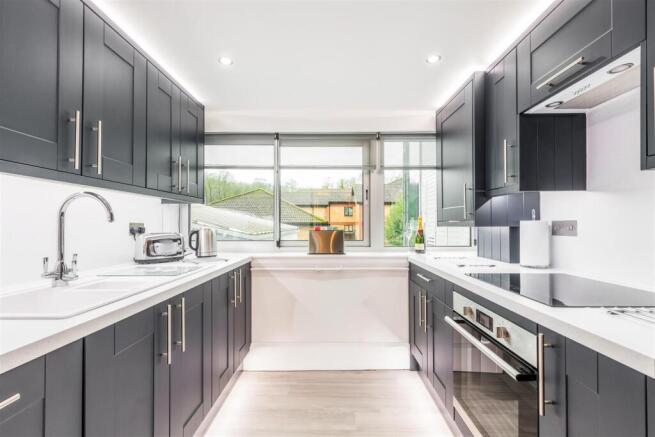 11 The Park Apartments-2.jpg