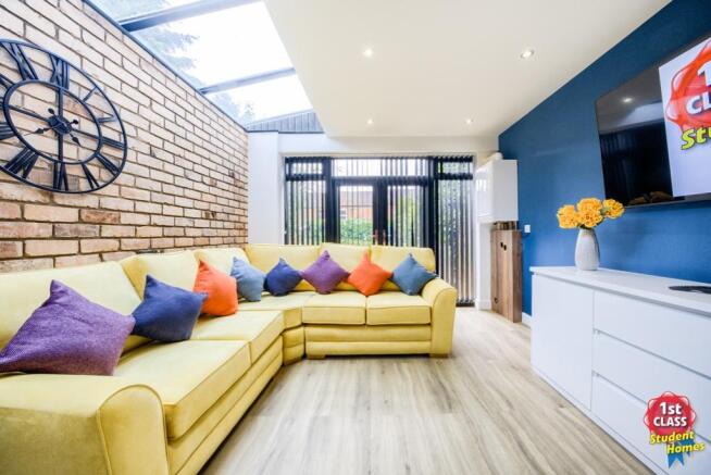 Living Room/ Kitchen