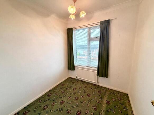 3 bed Semi-Detached for sale Image 8