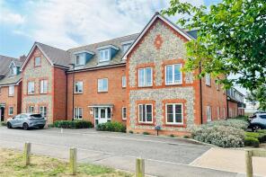 Flat 1, 21, Cresswell Square, Littlehampton BN16 4PX