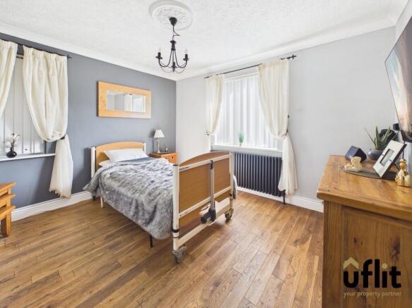 3 bed Semi-Detached for sale Image 12