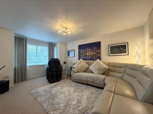 processed-B3E39C2...