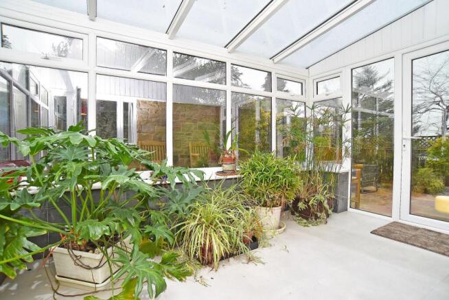 4 bed Detached for sale Image 5