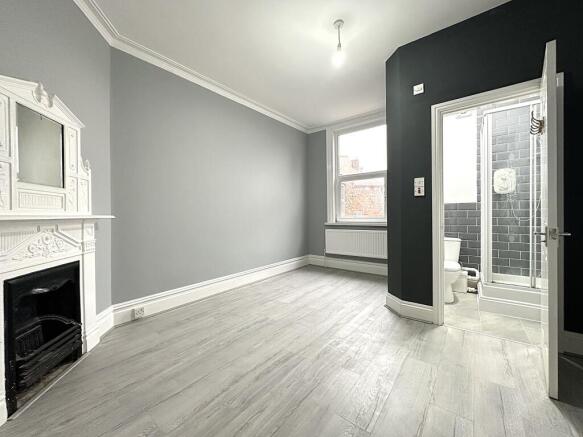 7 bed Terraced for sale Image 11