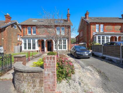 Mill Road, Burgess Hill, RH15