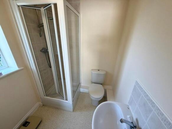 2 bed Apartment for sale Image 5