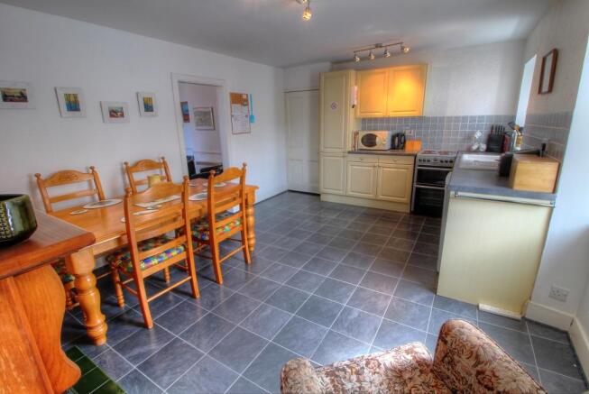 Kitchen Diner 1
