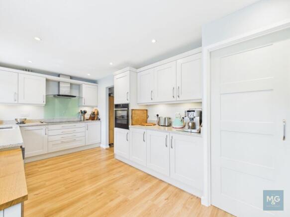Oakey Field Road, Thurston, IP31 photo 4