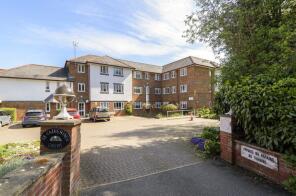 14, St Catherines Court, Windhill, Bishop's Stortford CM23 2NE