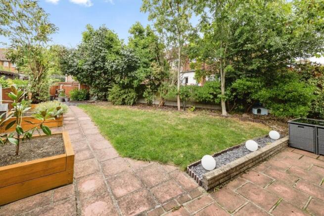 pbox-IMG.jpg