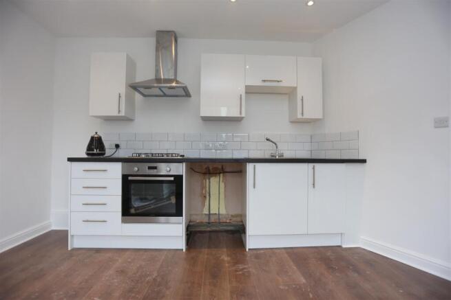 9 Dawson Terrace kitch.JPG