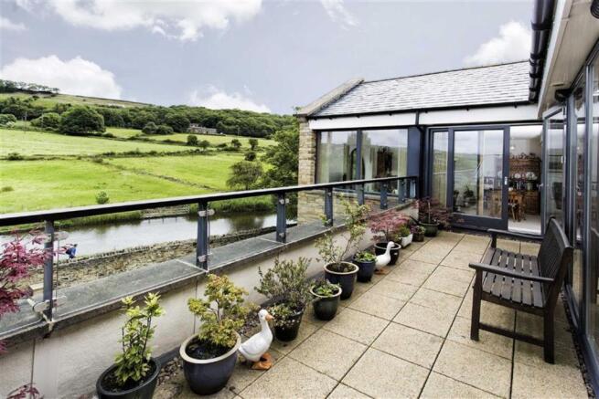 ROOF GARDEN