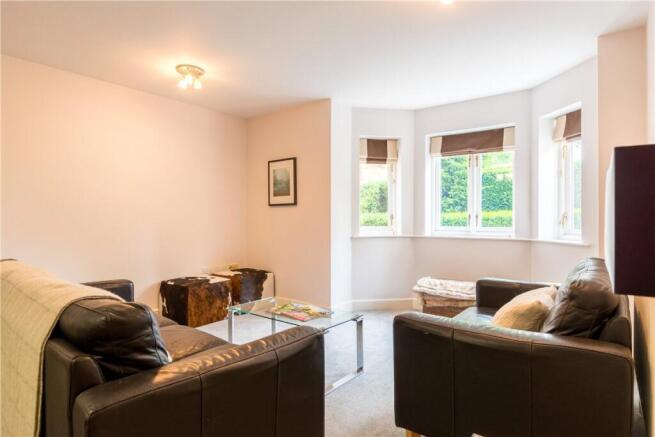 2 bed Apartment for sale Image 5
