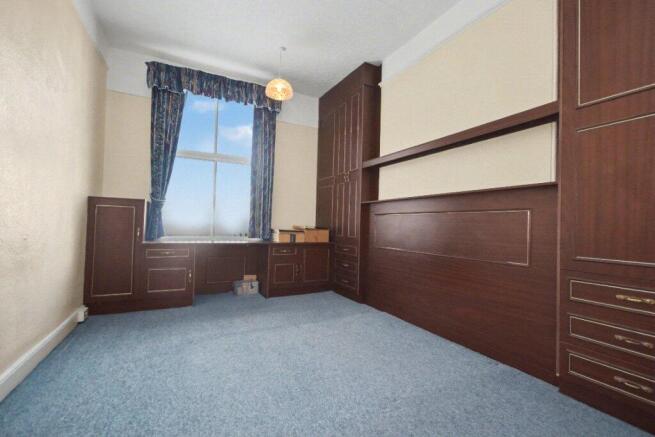 4 bed Terraced for sale Image 8