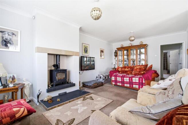 2 bed Detached Bungalow for sale Image 10